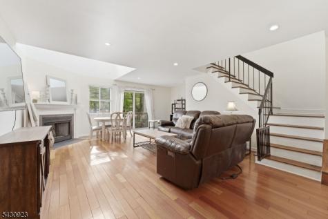 10 Cedar Court Raritan NJ 08822