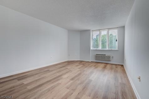 10 Smith Manor Boulevard West Orange NJ 07052