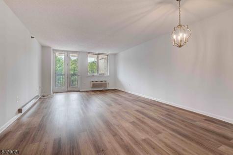 10 Smith Manor Boulevard West Orange NJ 07052