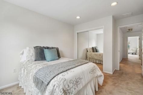6 Dorchester Drive Bernards NJ 07920