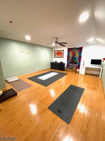 122 Cambridge Court Clifton NJ 07014