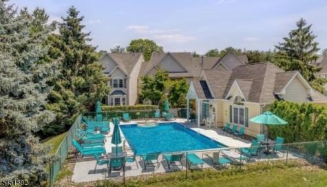 122 Cambridge Court Clifton NJ 07014