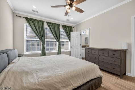 25 Haralson Court Livingston NJ 07039
