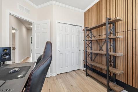 25 Haralson Court Livingston NJ 07039