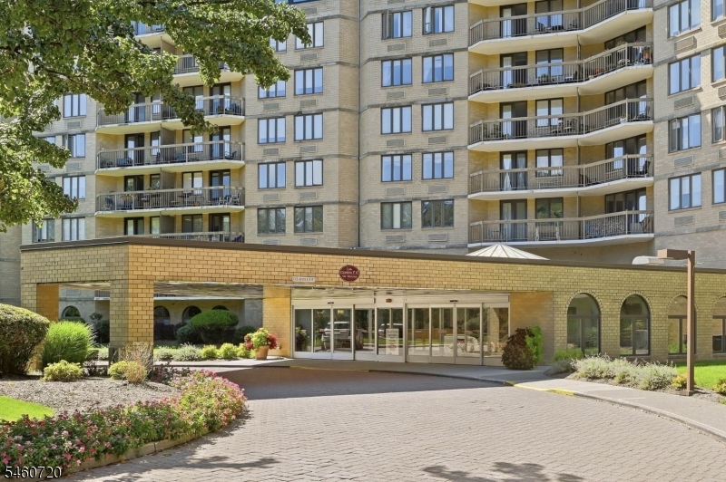 10 Smith Manor Boulevard West Orange NJ 07052