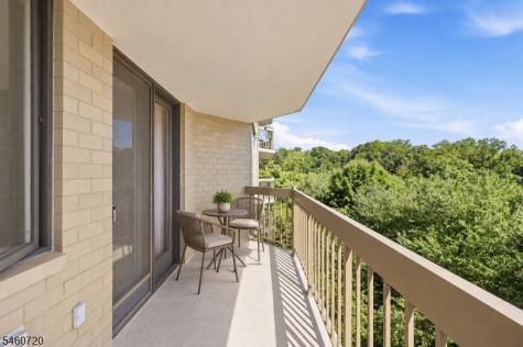 10 Smith Manor Boulevard West Orange NJ 07052