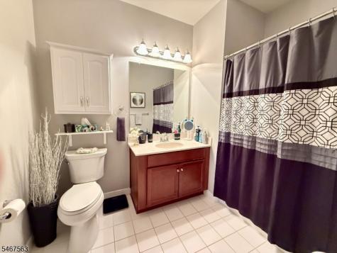 5105 Sanctuary Boulevard Riverdale NJ 07457