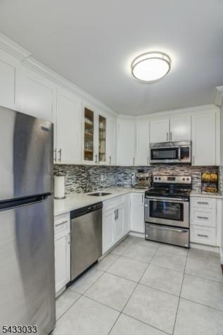 10 N Wood Avenue Linden NJ 07036