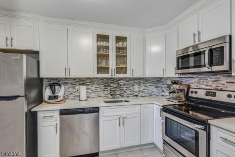 10 N Wood Avenue Linden NJ 07036