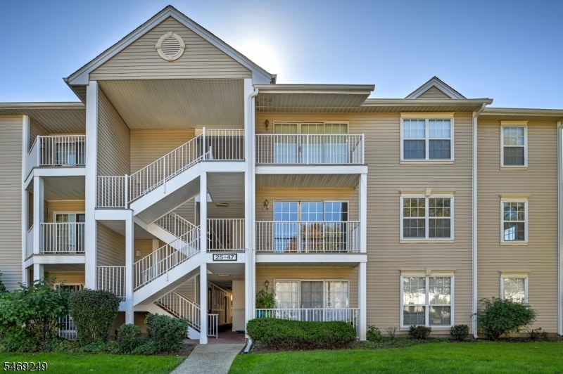39 Lindsey Court Franklin NJ 08823