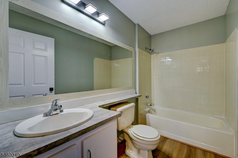 39 Lindsey Court Franklin NJ 08823