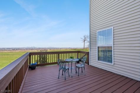 163 Dezenzo Lane West Orange NJ 07052