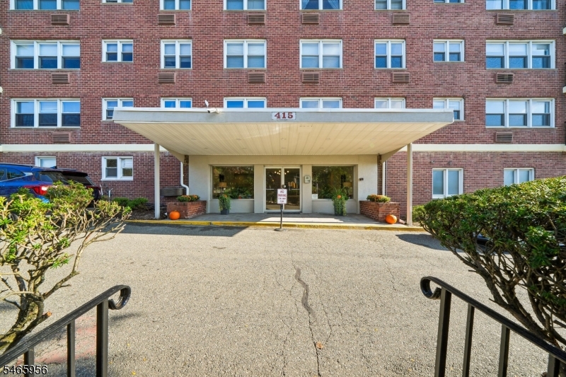 415 Claremont Avenue Montclair NJ 07042