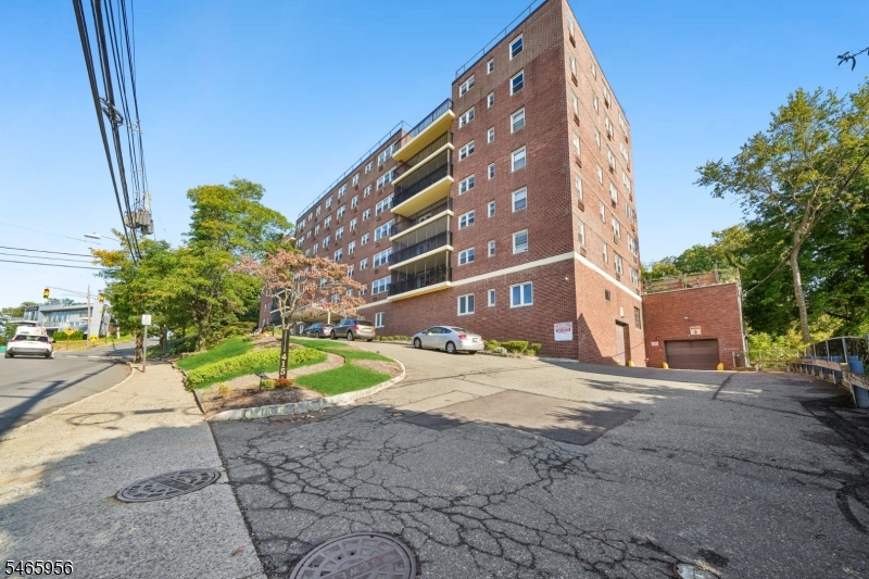 415 Claremont Avenue Montclair NJ 07042