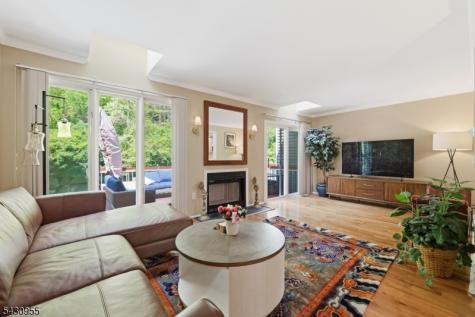 34 Edgefield Drive Parsippany-troy Hills NJ 07950