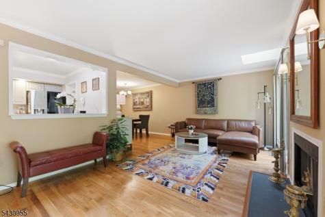 34 Edgefield Drive Parsippany-troy Hills NJ 07950