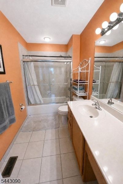 6 Peachtree Lane Hardyston NJ 07419