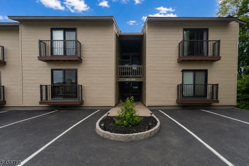 1513 Spruce Hills Drive Glen Gardner NJ 08826