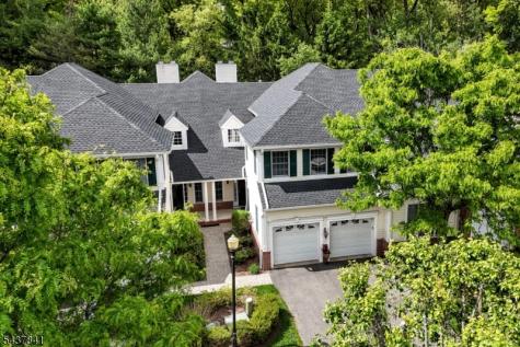 804 Fieldstone Terrace Wyckoff NJ 07481