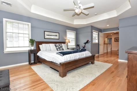 804 Fieldstone Terrace Wyckoff NJ 07481