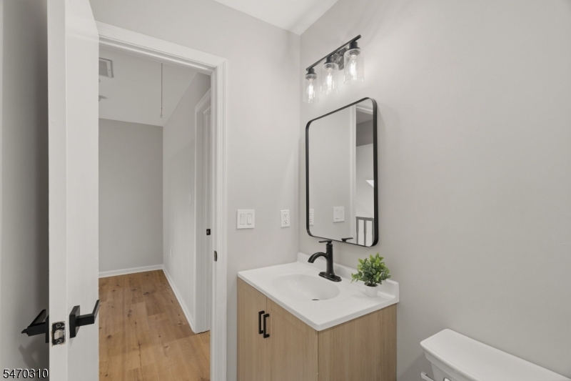 48 Nottingham Way Franklin NJ 08873