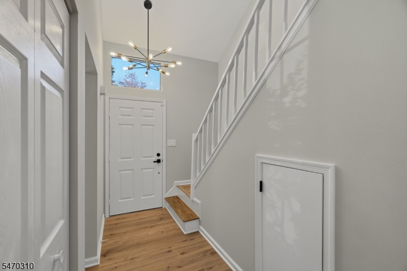 48 Nottingham Way Franklin NJ 08873