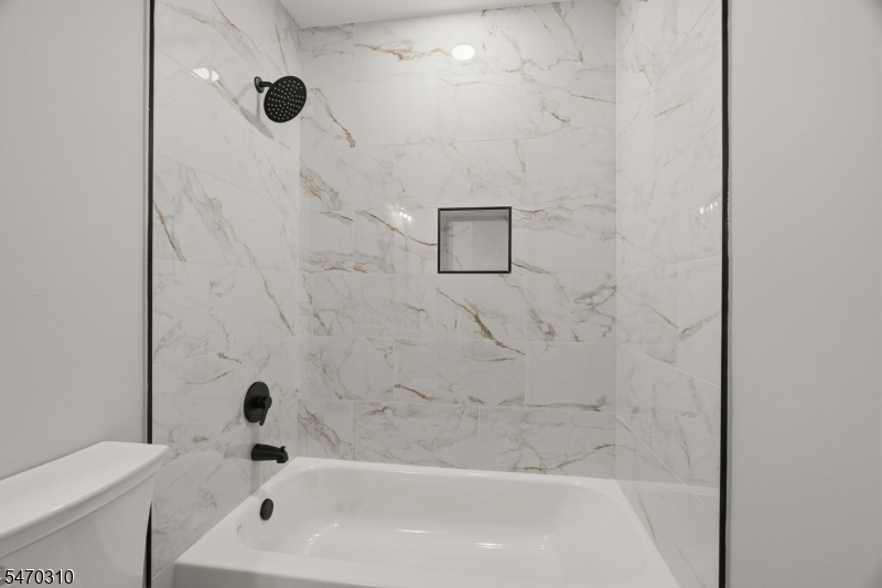 48 Nottingham Way Franklin NJ 08873
