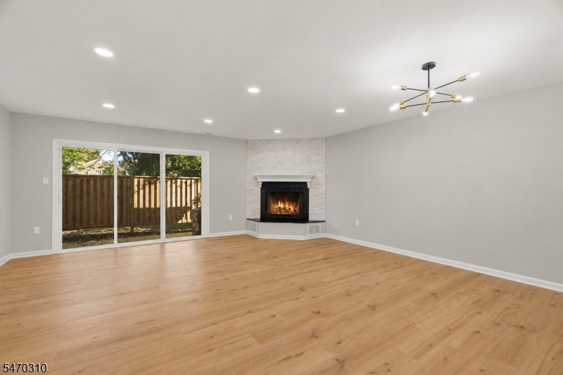 48 Nottingham Way Franklin NJ 08873