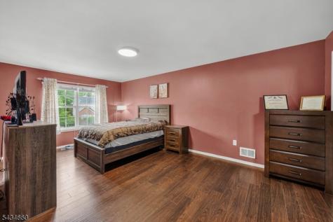 217 Vasser Drive Piscataway NJ 08854