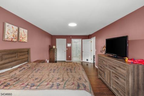 217 Vasser Drive Piscataway NJ 08854