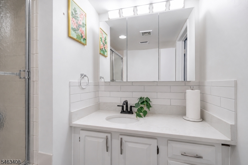 15 Boulder Run Road Paterson NJ 07501