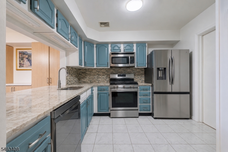 15 Boulder Run Road Paterson NJ 07501