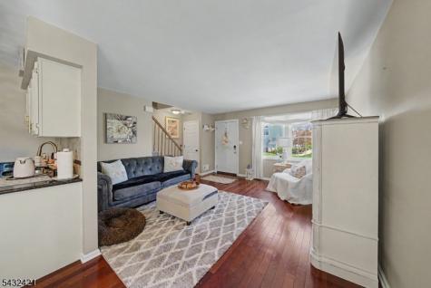 825 Sierra Drive Independence NJ 07840