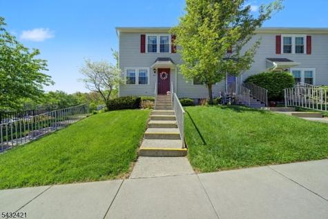 825 Sierra Drive Independence NJ 07840