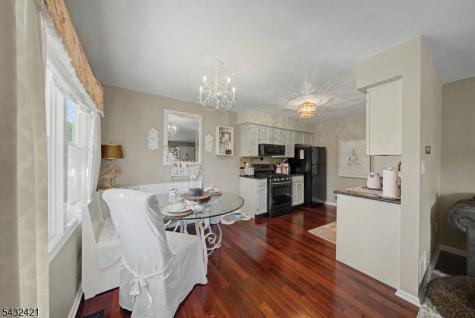 825 Sierra Drive Independence NJ 07840