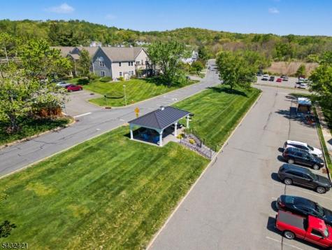 825 Sierra Drive Independence NJ 07840