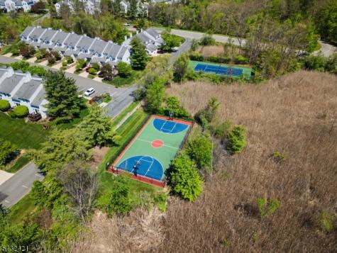 825 Sierra Drive Independence NJ 07840