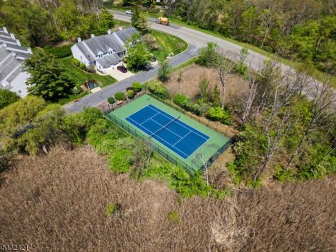 825 Sierra Drive Independence NJ 07840