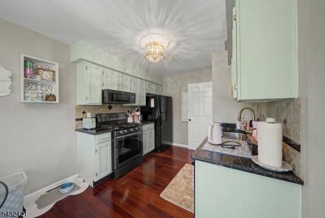 825 Sierra Drive Independence NJ 07840