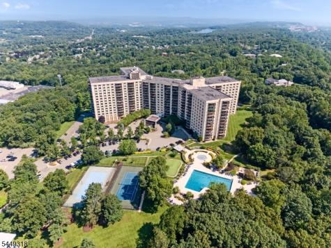 2 Claridge Drive Verona NJ 07044