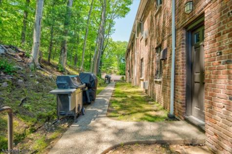 64 Troy Drive Springfield NJ 07081