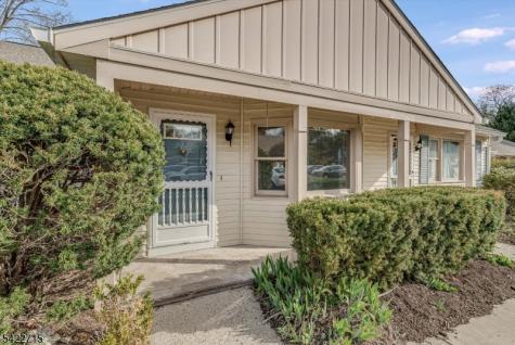79 Carriage Lane Sparta NJ 07871