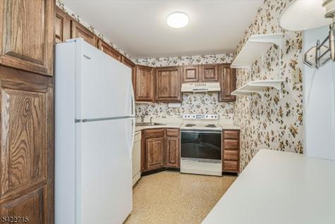 79 Carriage Lane Sparta NJ 07871