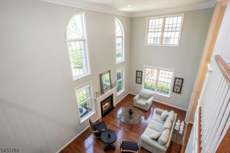 16 Wyckoff Way Chester NJ 07930