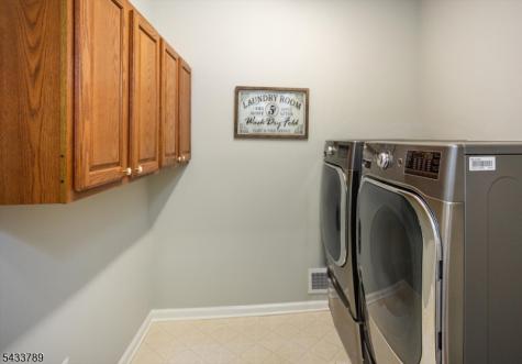 16 Wyckoff Way Chester NJ 07930