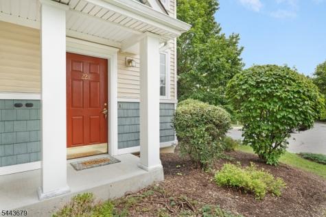 221 Old Farm Drive Allamuchy NJ 07838