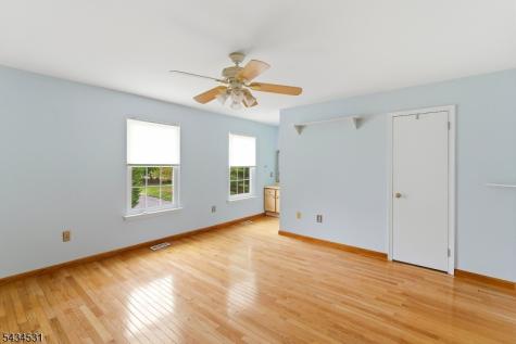 39 Canterbury Circle Franklin NJ 08873