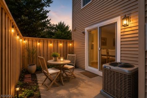 39 Canterbury Circle Franklin NJ 08873