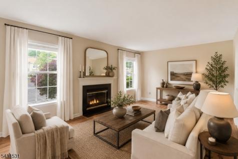 39 Canterbury Circle Franklin NJ 08873