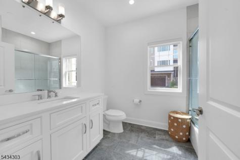 17 Dirlam Drive Florham Park NJ 07932